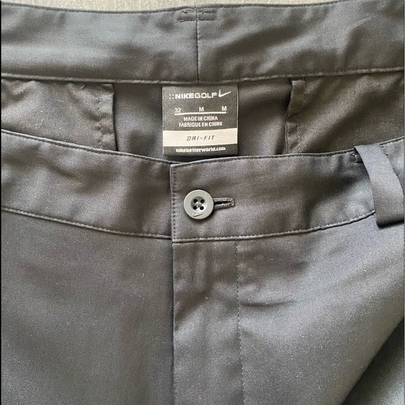 Nike Golf Shorts - Picture 3 of 3